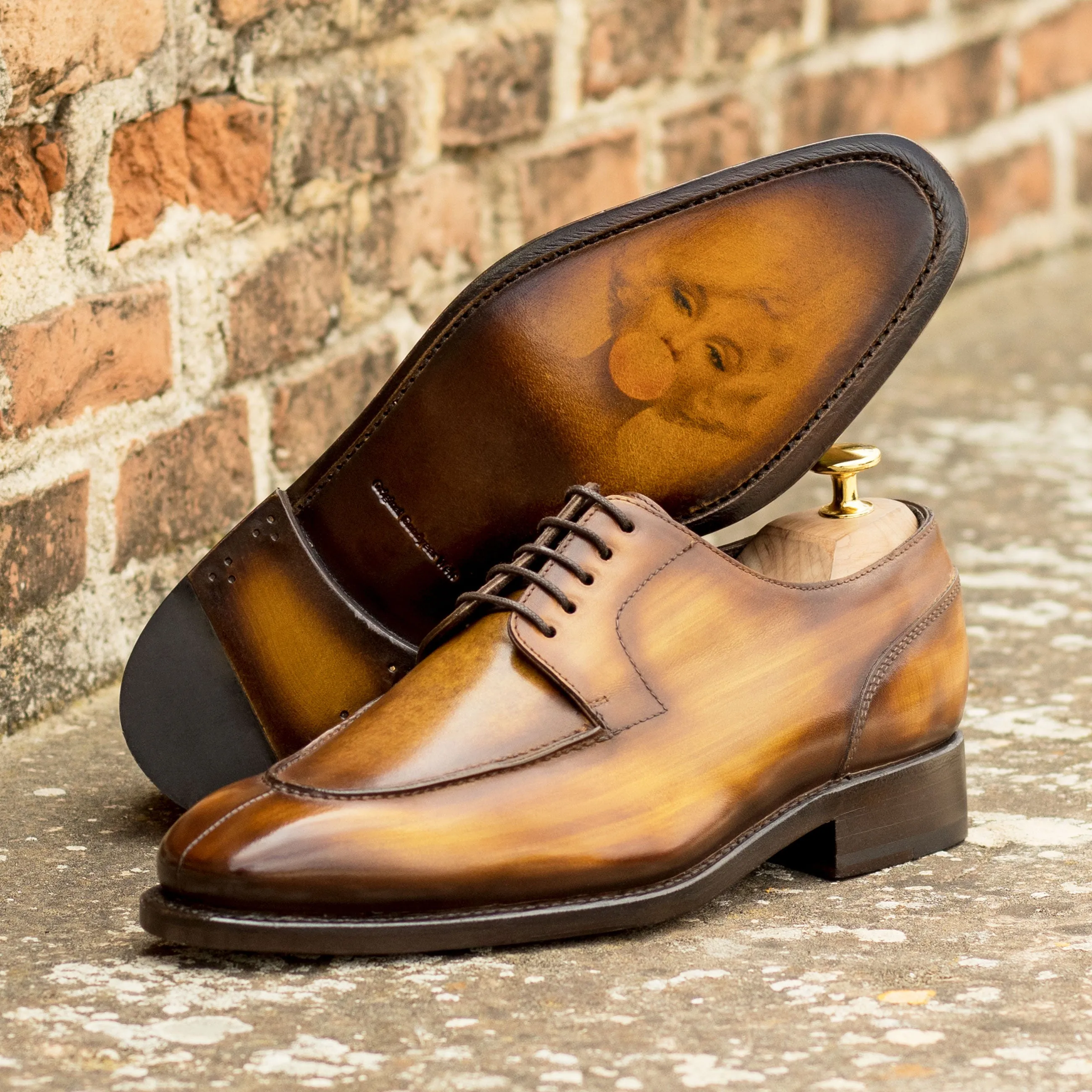 DapperFam Lorenzo in Cognac Men's Hand-Painted Patina Derby Split Toe